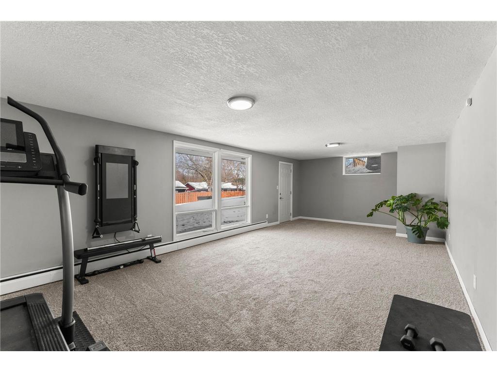 7008 35th Avenue N Crystal MN 55427 7105420 image15