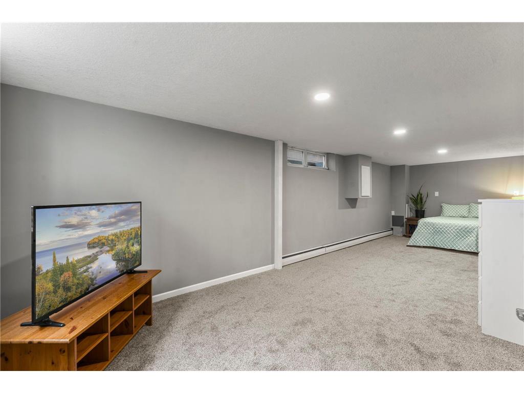 7008 35th Avenue N Crystal MN 55427 7105420 image18