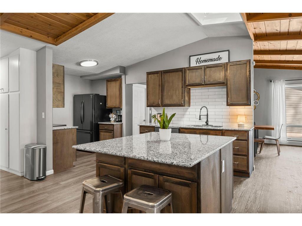7008 35th Avenue N Crystal MN 55427 7105420 image4