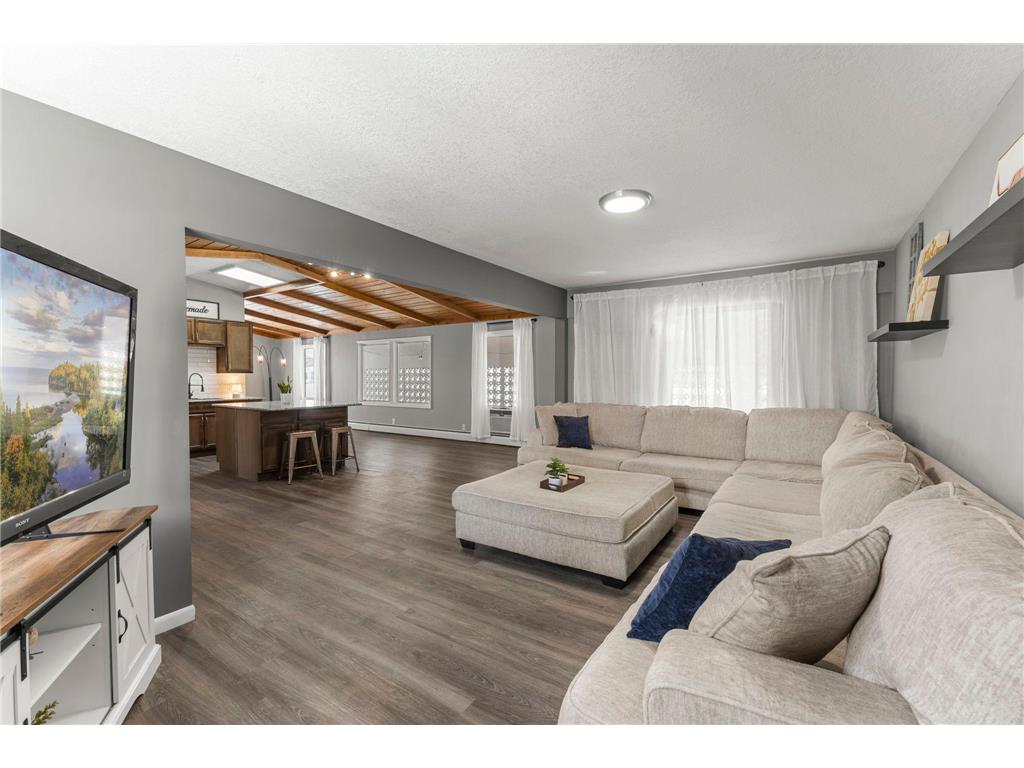 7008 35th Avenue N Crystal MN 55427 7105420 image9