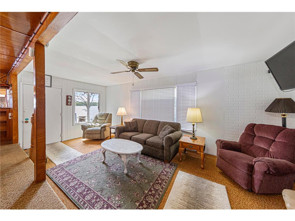 7008 Laura Lane Kasota Twp MN 56082 - Washington 7064490 image5