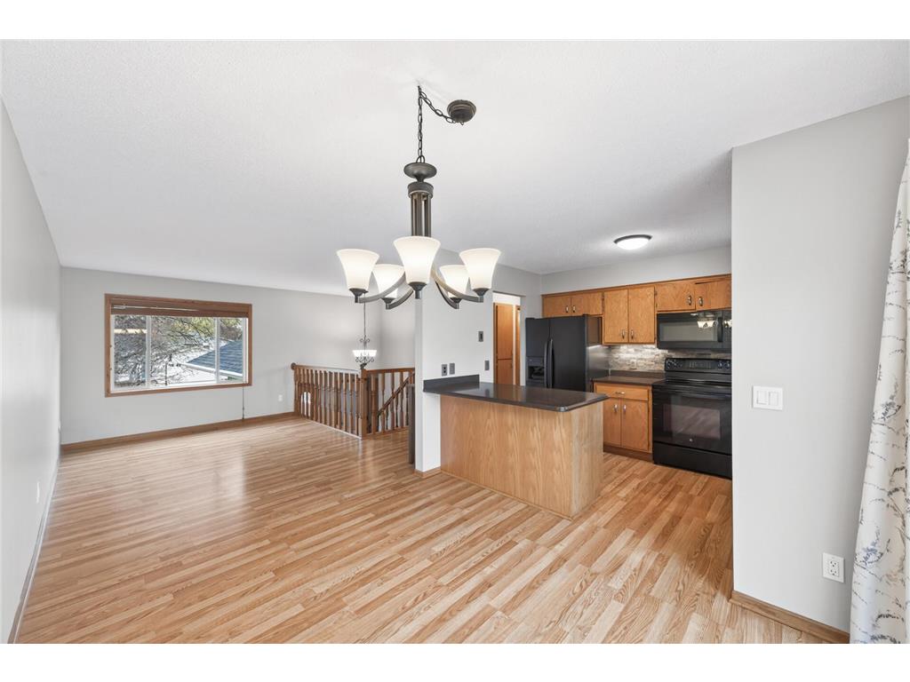 7009 110th Avenue N Champlin MN 55316 7061417 image8