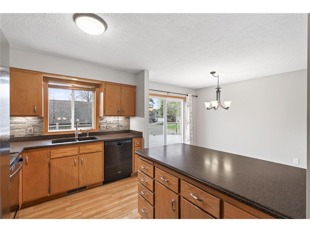 7009 110th Avenue N Champlin MN 55316 7061417 image9