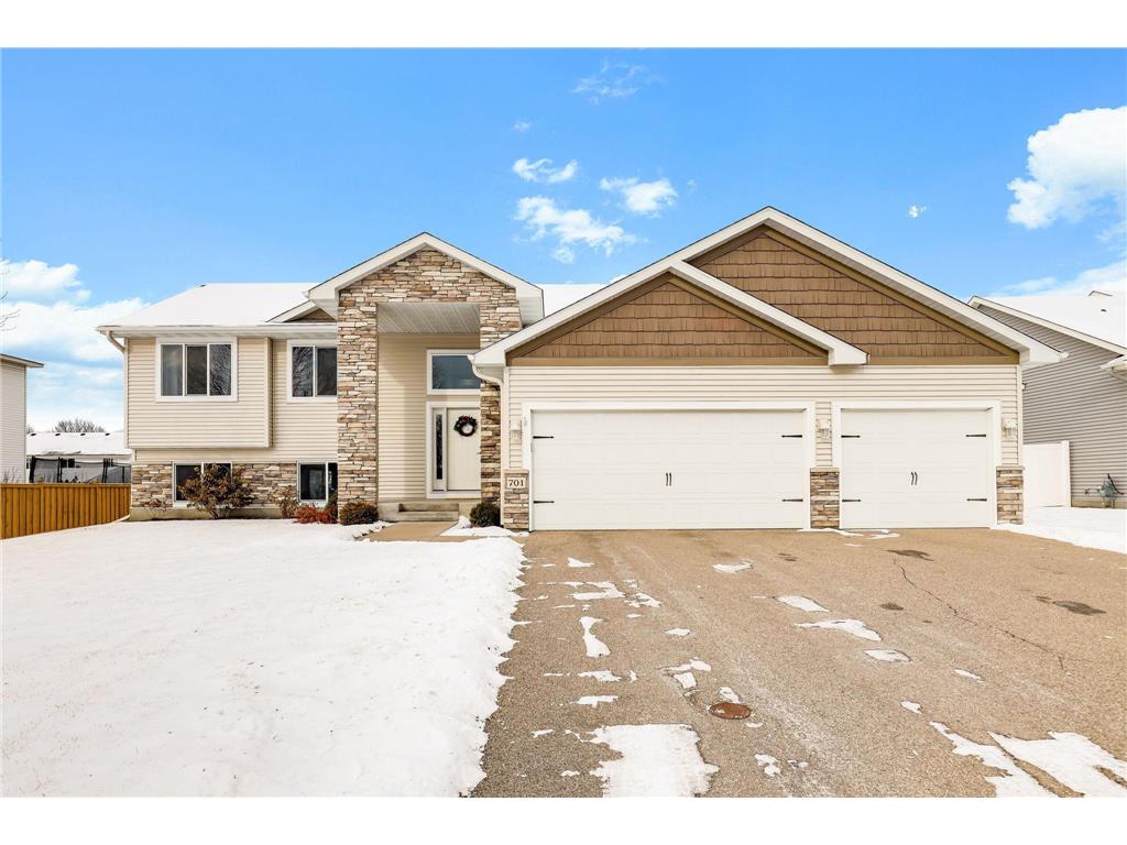 701 100th Court NE Blaine MN 55434 6650280 image1