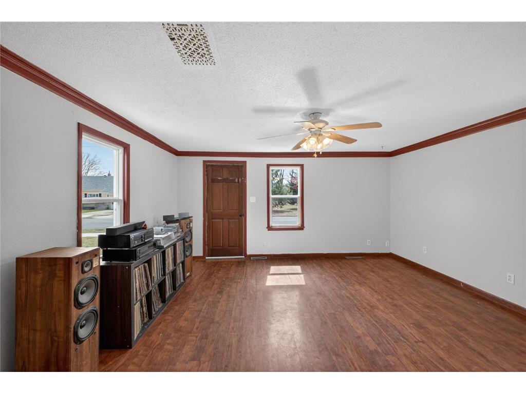 701 10th Avenue SE Austin MN 55912 7041745 image9