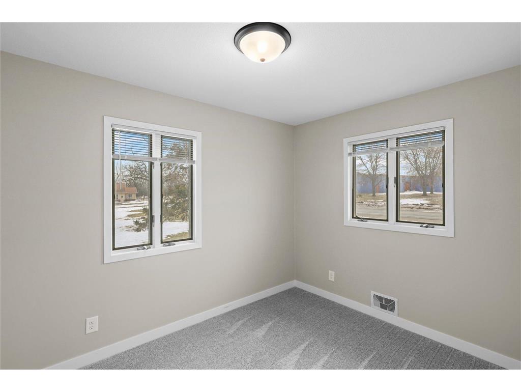 701 10th Street E Hastings MN 55033 - Isabelle 7018249 image16