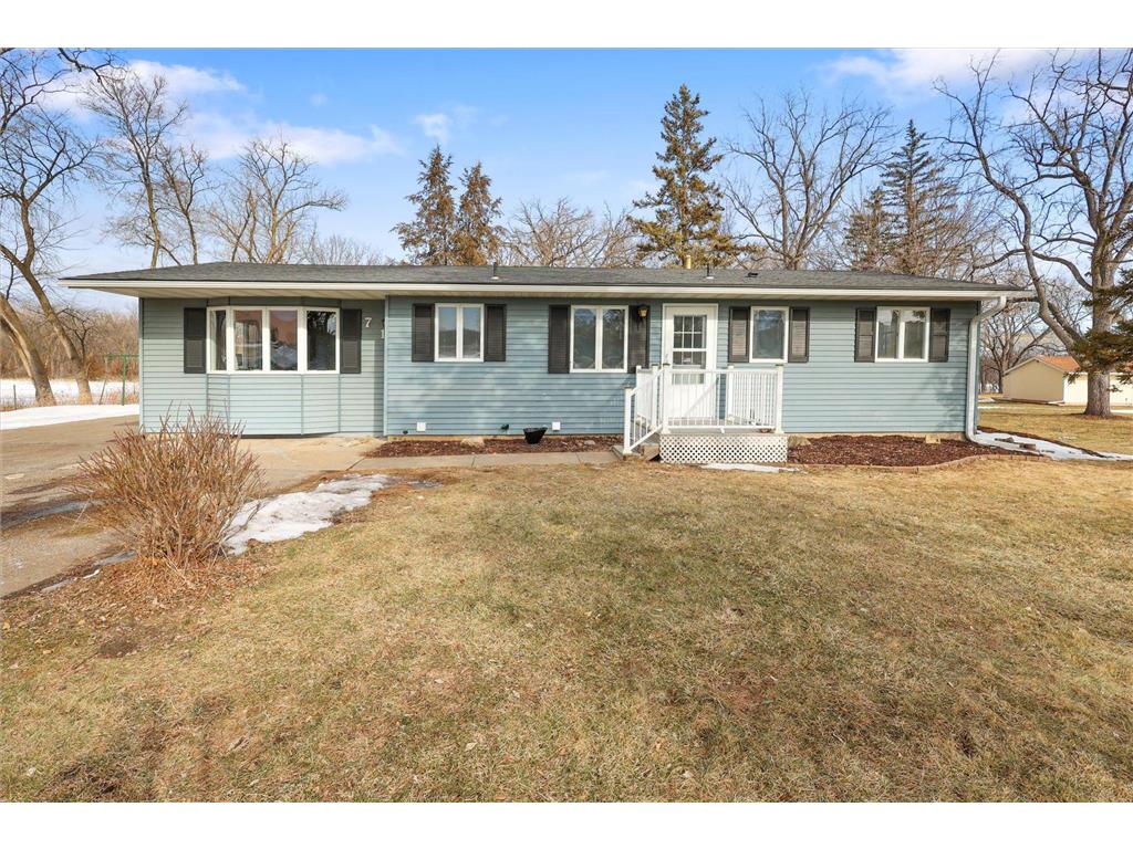 701 10th Street E Hastings MN 55033 - Isabelle 7018249 image3