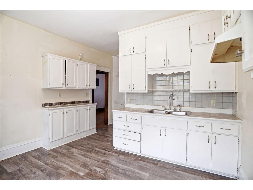 701 4th Street E Saint Paul MN 55106 7075026 image7