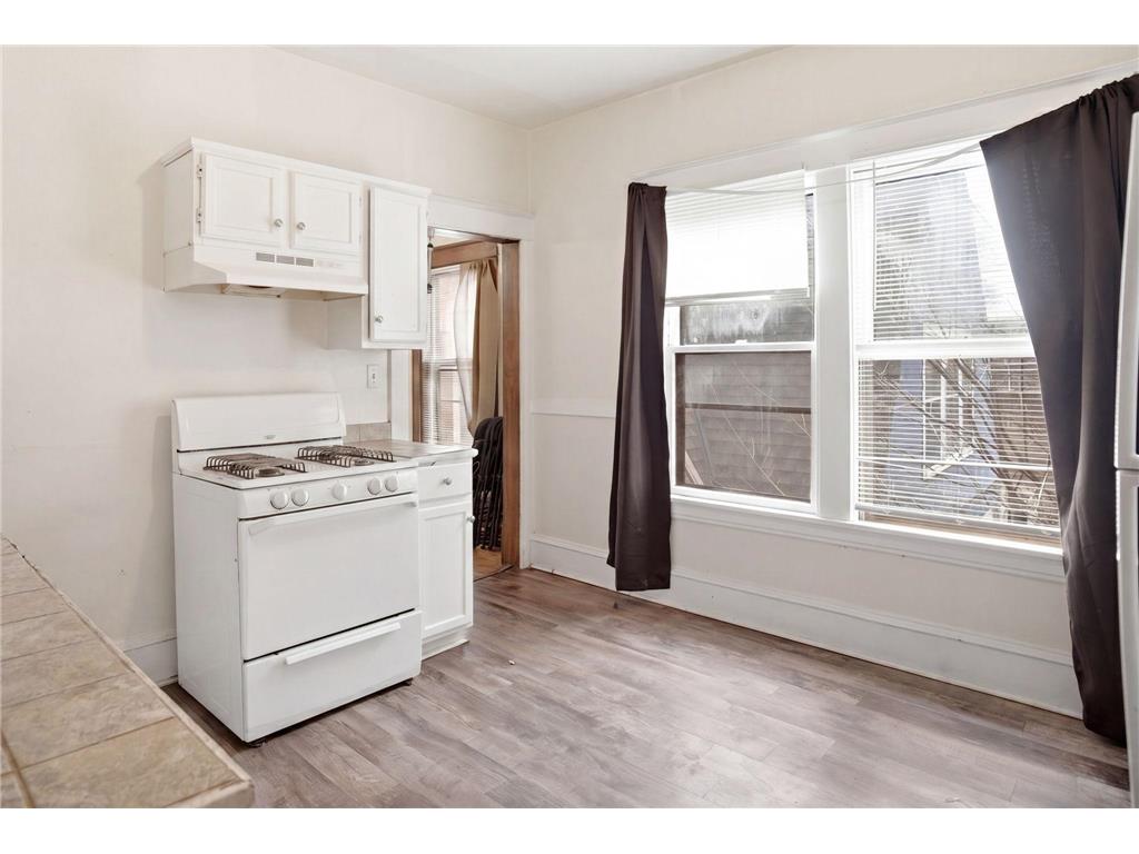 701 4th Street E Saint Paul MN 55106 7075026 image8