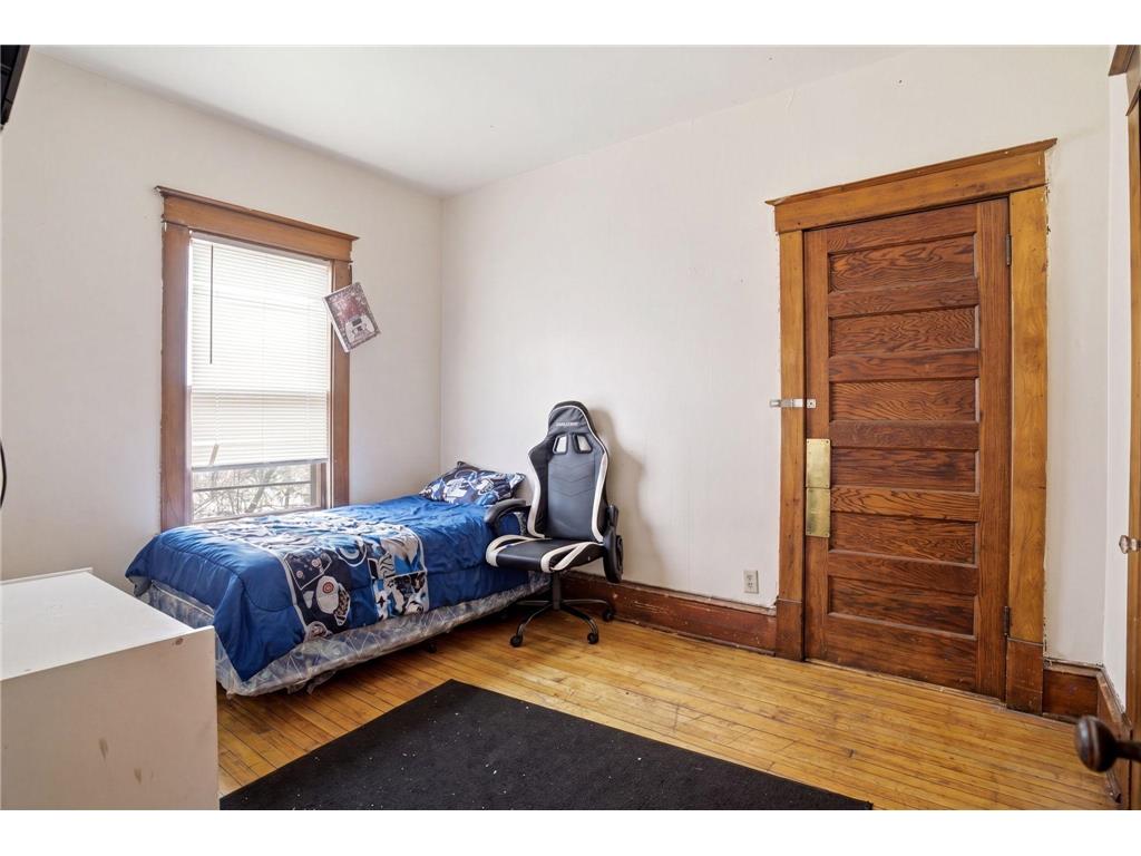 701 4th Street E Saint Paul MN 55106 7075026 image9