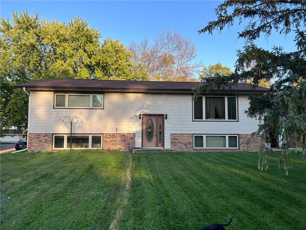 701 5th Street SE Pelican Rapids MN 56572 6797185 image1