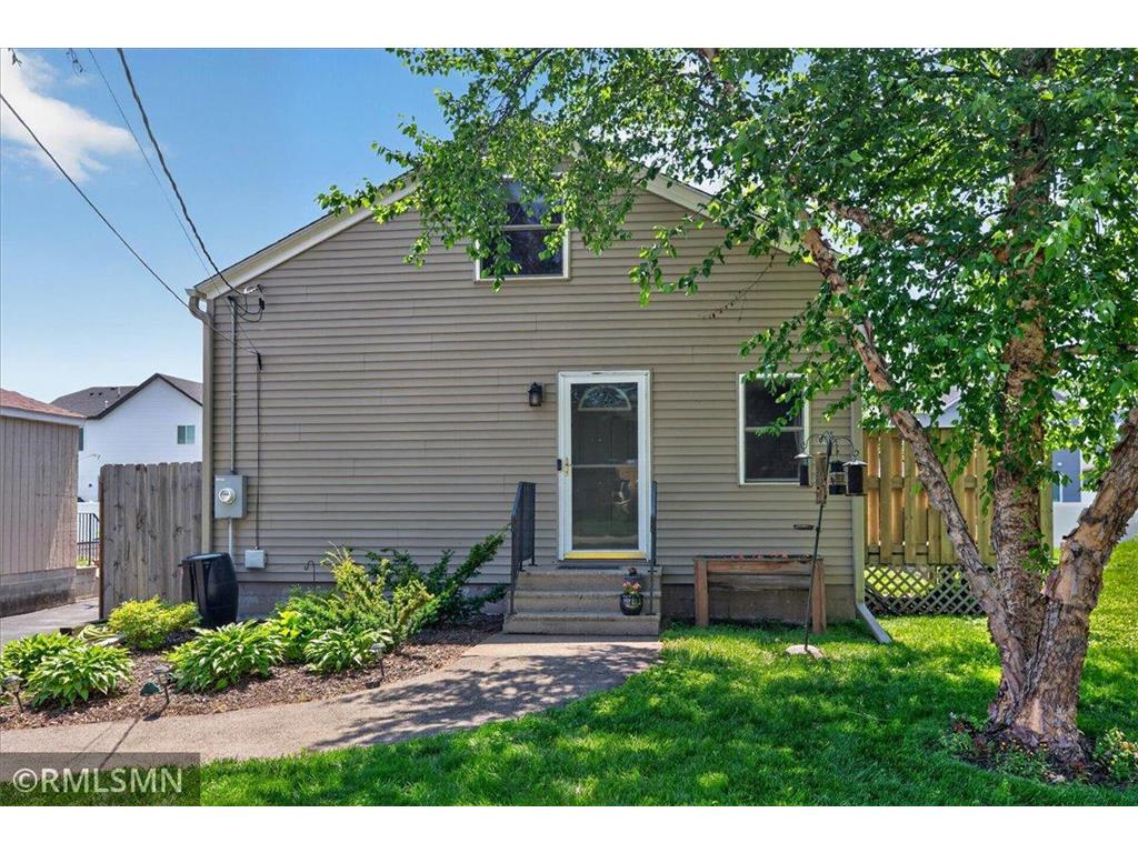 701 69th Avenue N Brooklyn Center MN 55430 7089964 image1