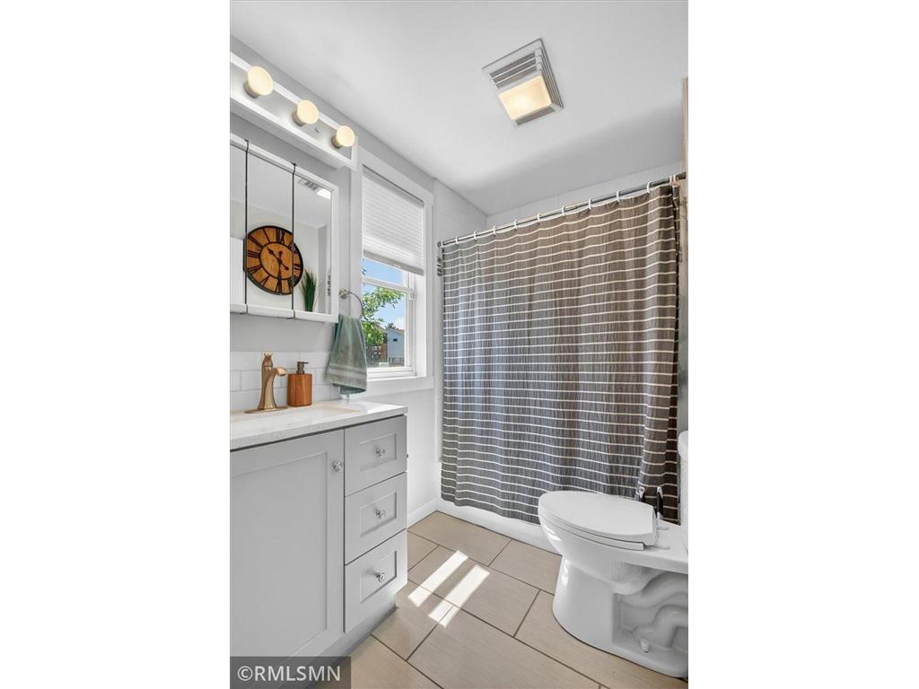 701 69th Avenue N Brooklyn Center MN 55430 7089964 image20