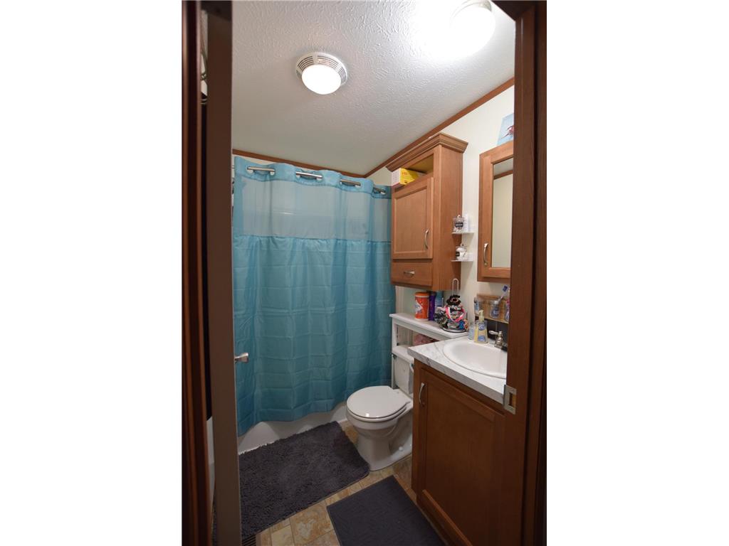 701 7th Lakewood Avenue Warroad MN 56763 6801288 image11