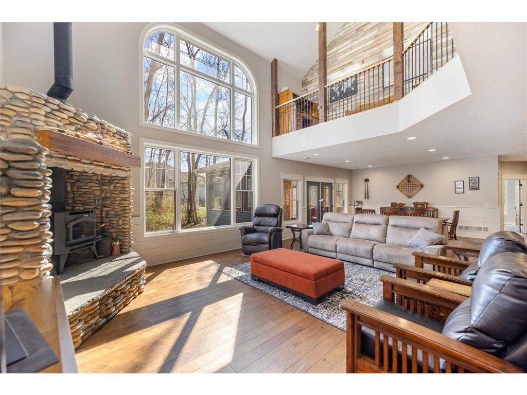 701 Chalupsky Avenue SE New Prague MN 56071 6716609 image1