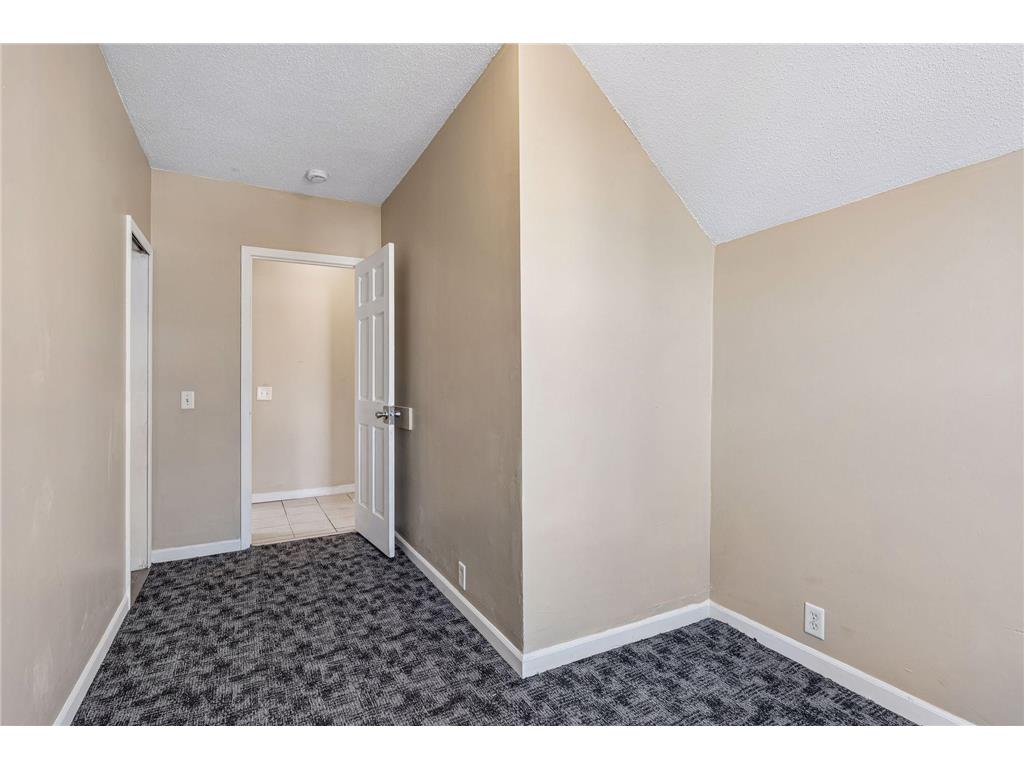 701 Desoto Street Saint Paul MN 55130 7044104 image23