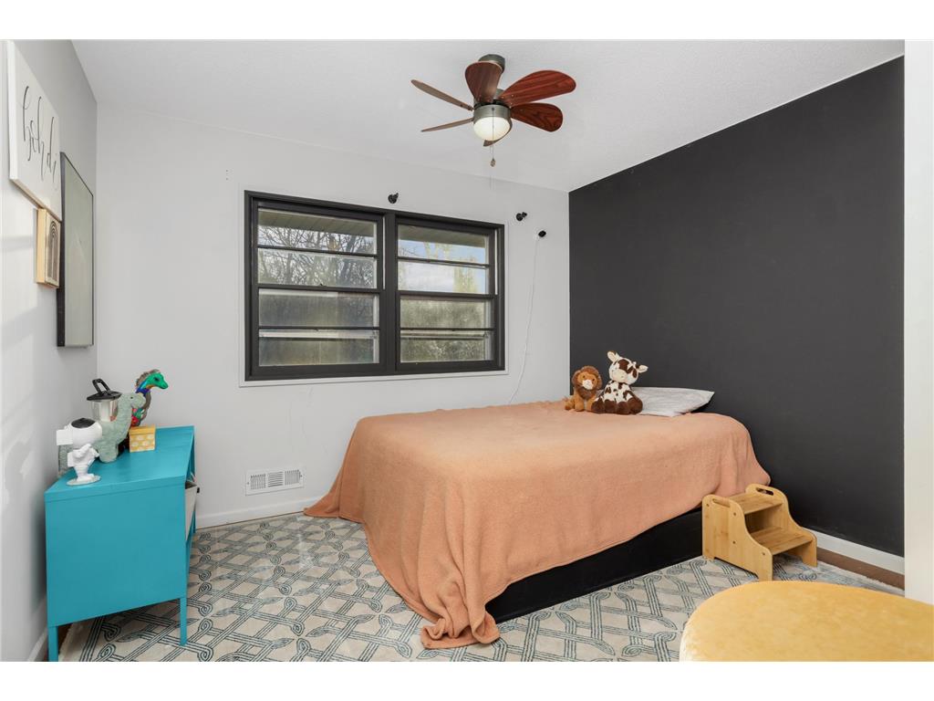 701 E 134th Street Burnsville MN 55337 6822590 image19