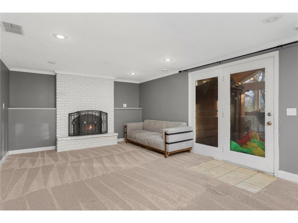 701 E 134th Street Burnsville MN 55337 6822590 image21