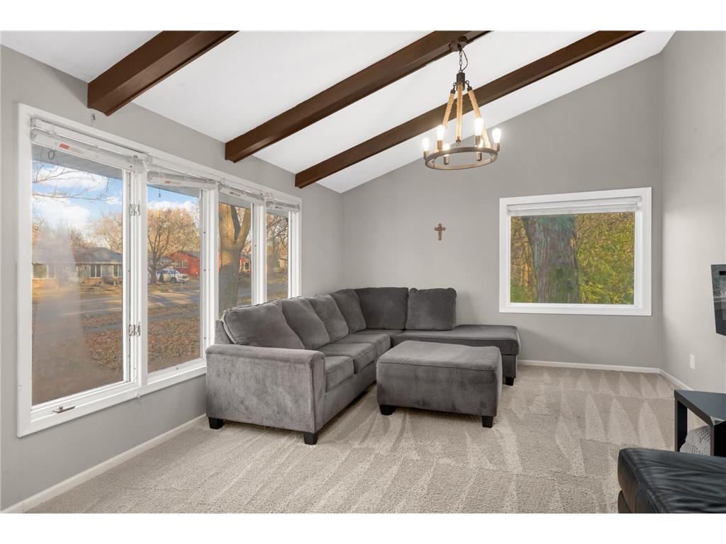 701 E 134th Street Burnsville MN 55337 6822590 image4