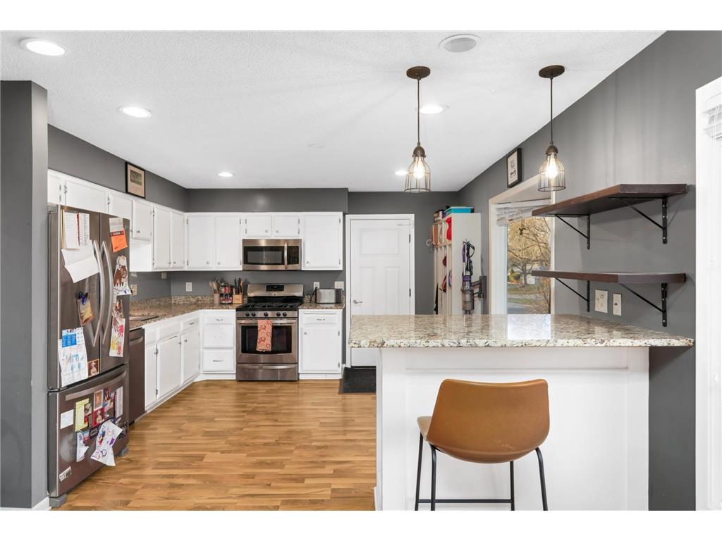 701 E 134th Street Burnsville MN 55337 6822590 image6