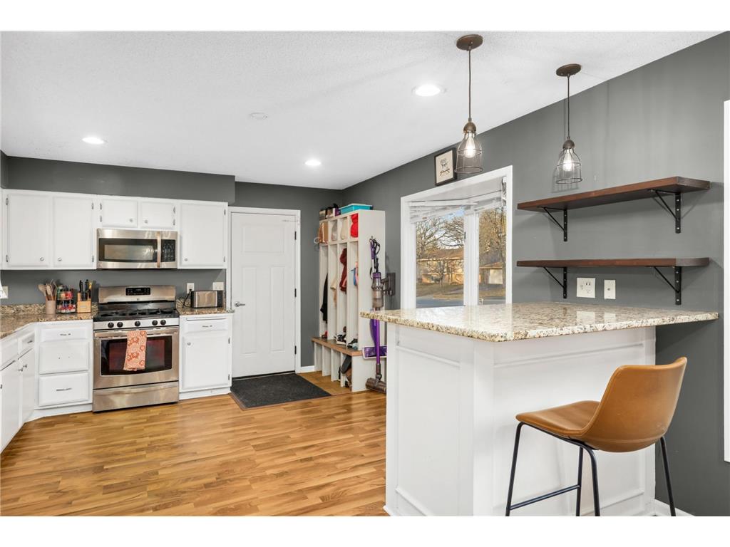 701 E 134th Street Burnsville MN 55337 6822590 image9