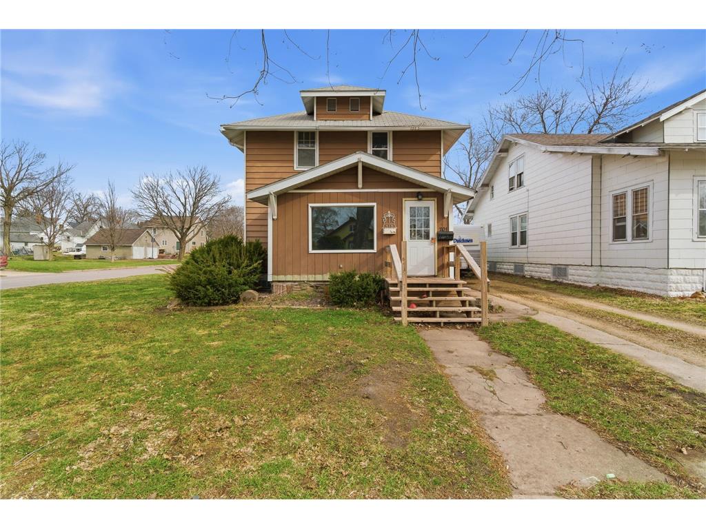 701 E 1st Street Fairmont MN 56031 7049080 image1