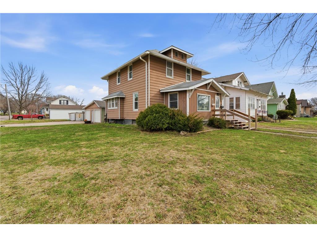 701 E 1st Street Fairmont MN 56031 7049080 image2