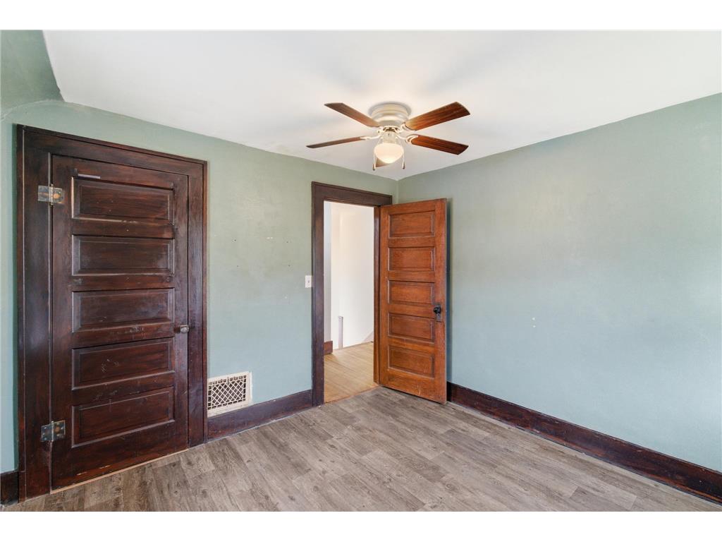 701 E 1st Street Fairmont MN 56031 7049080 image23