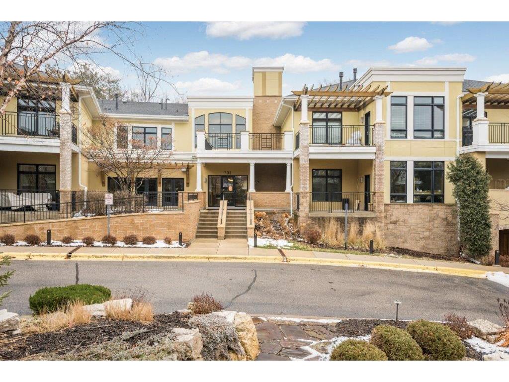 701 Linden Street #103 Mendota Heights MN 55118 6496929 image1