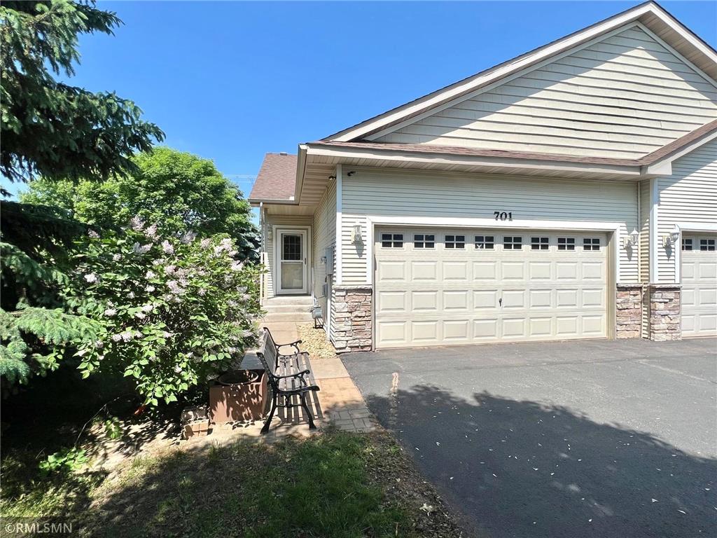 701 Park Brook Road NW Isanti MN 55040 6380539 image1