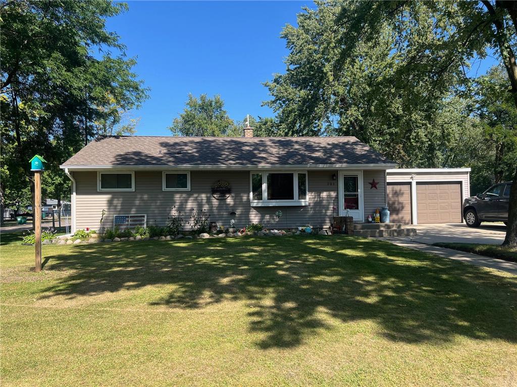 701 South Street E Litchfield MN 55355 6602264 image1