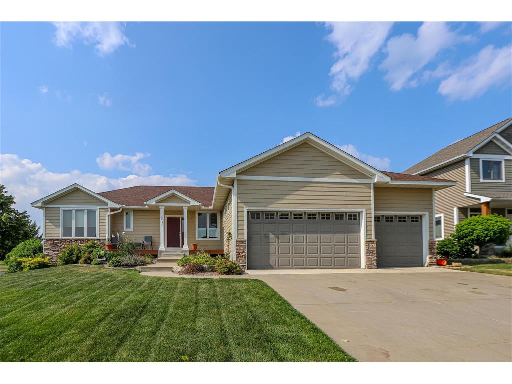 701 Superior Drive, Northfield, MN, 55057 MLS 6403772 Edina Realty