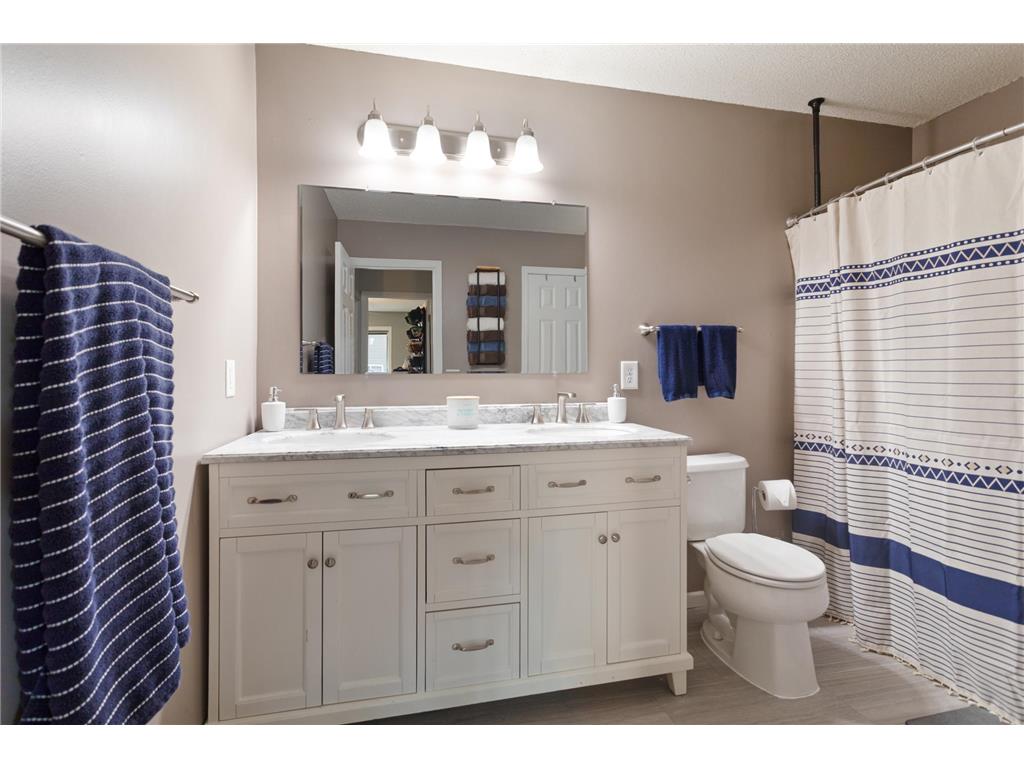 701 Woodduck Drive #C Woodbury MN 55125 7103799 image12