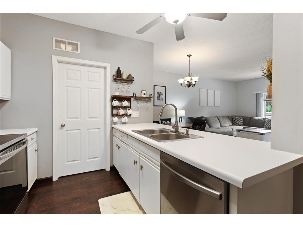 701 Woodduck Drive #C Woodbury MN 55125 7103799 image5