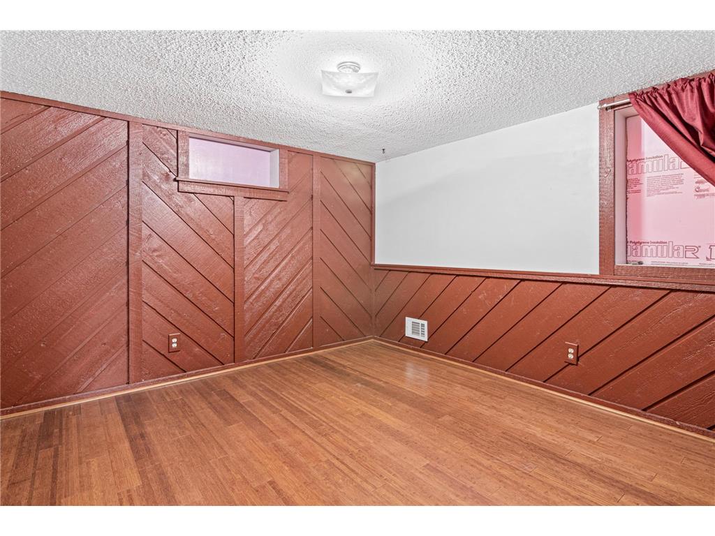 7012 Newton Avenue N Brooklyn Center MN 55430 7071350 image18