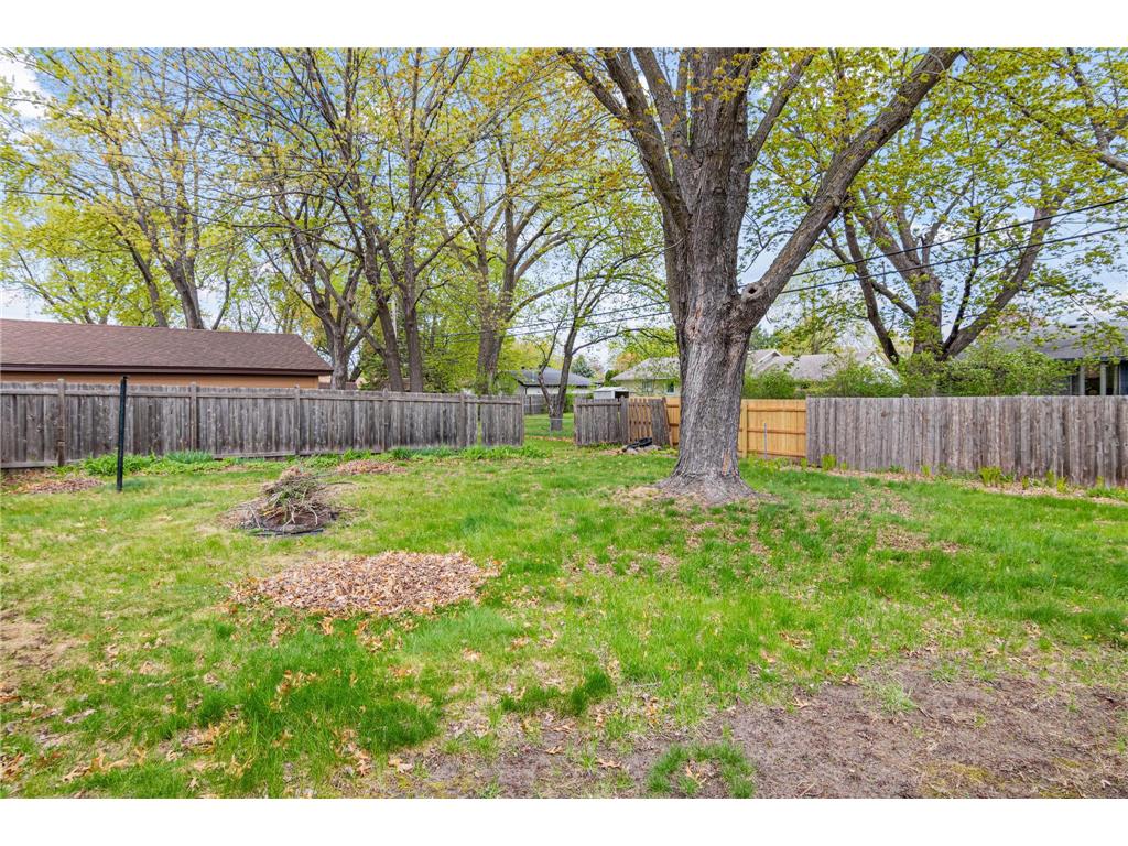7012 Newton Avenue N Brooklyn Center MN 55430 7071350 image29