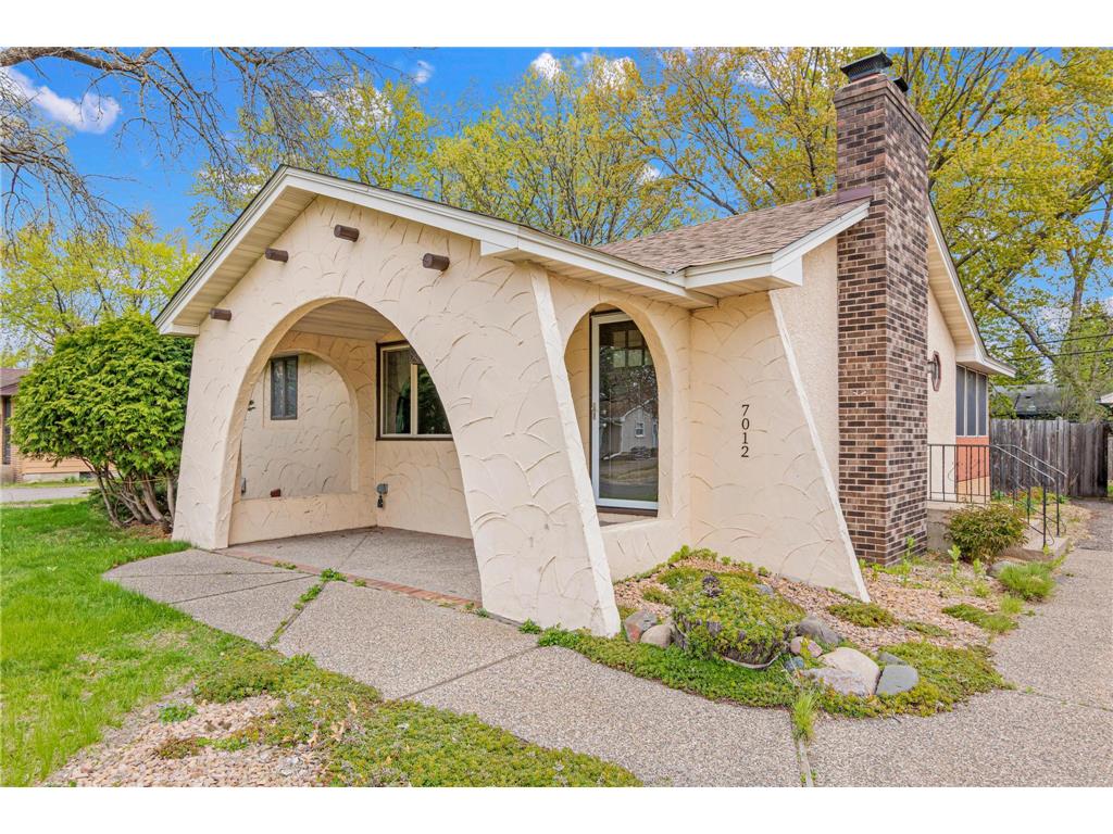 7012 Newton Avenue N Brooklyn Center MN 55430 7071350 image3