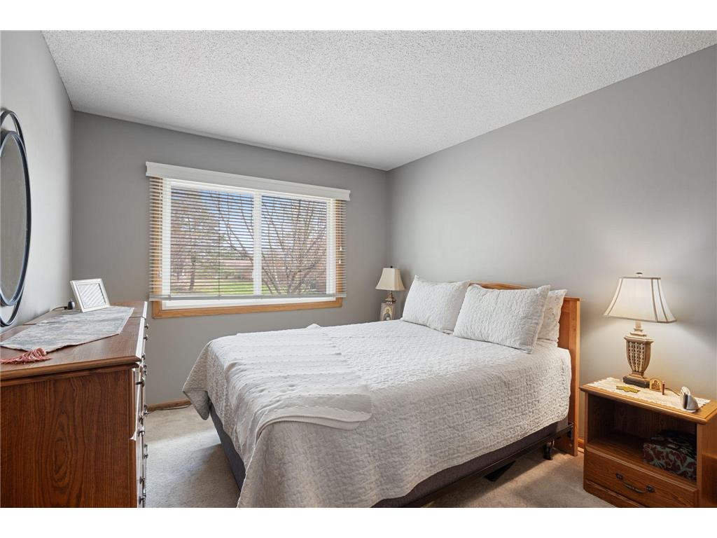 7012 W 84th Street Circle Bloomington MN 55438 7053382 image10