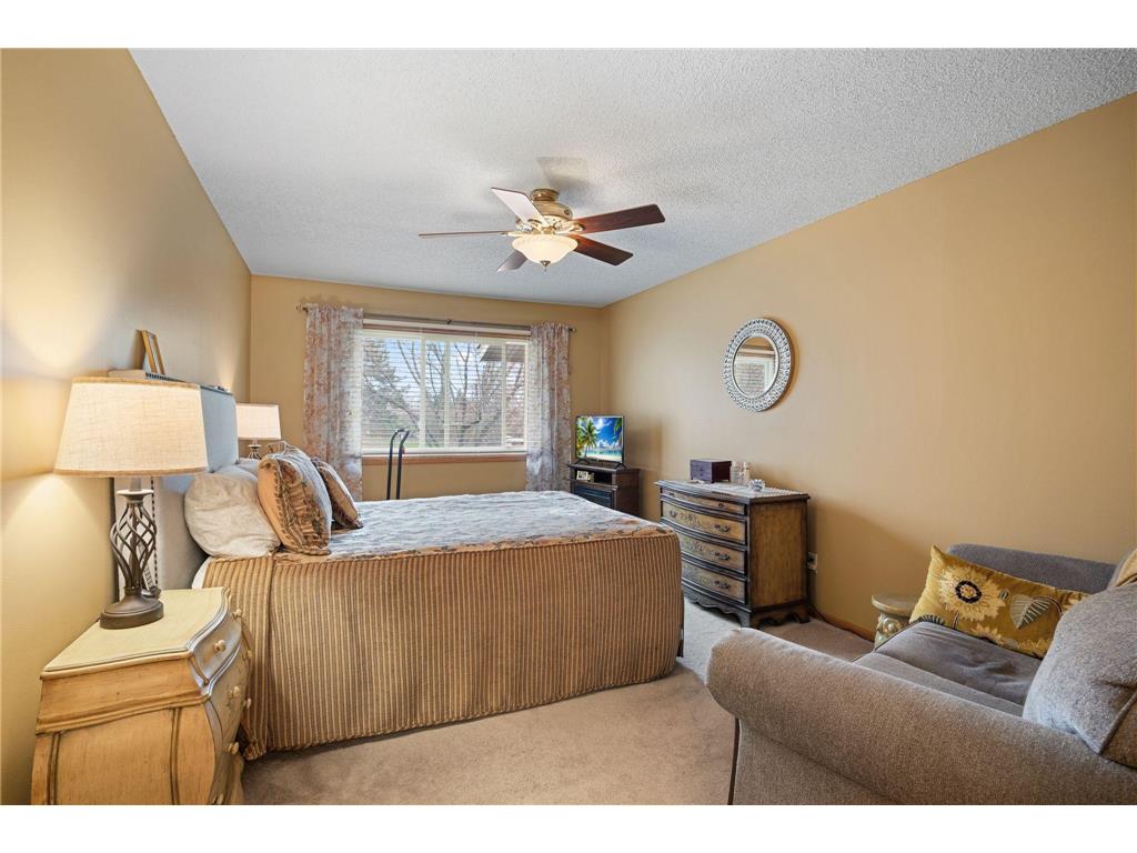 7012 W 84th Street Circle Bloomington MN 55438 7053382 image12