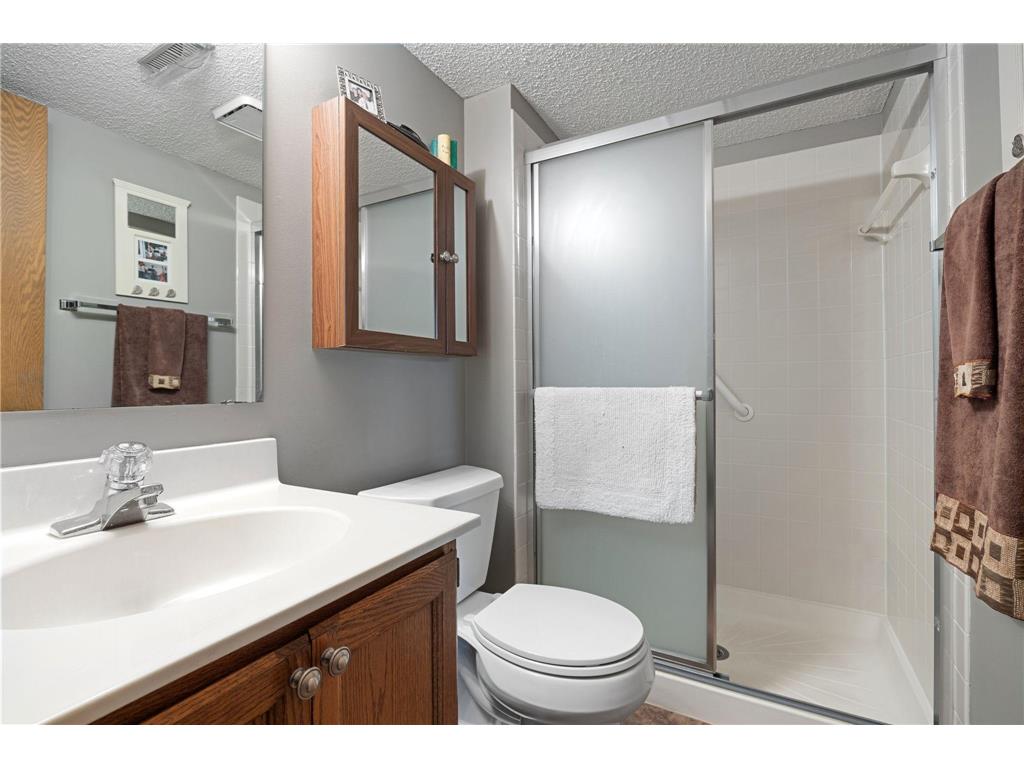 7012 W 84th Street Circle Bloomington MN 55438 7053382 image17