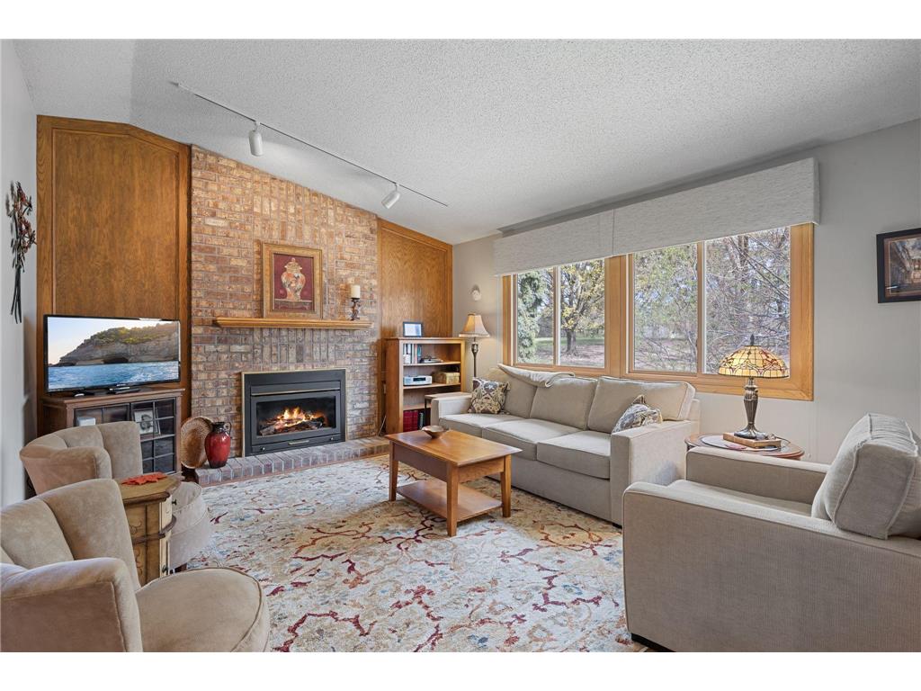 7012 W 84th Street Circle Bloomington MN 55438 7053382 image6