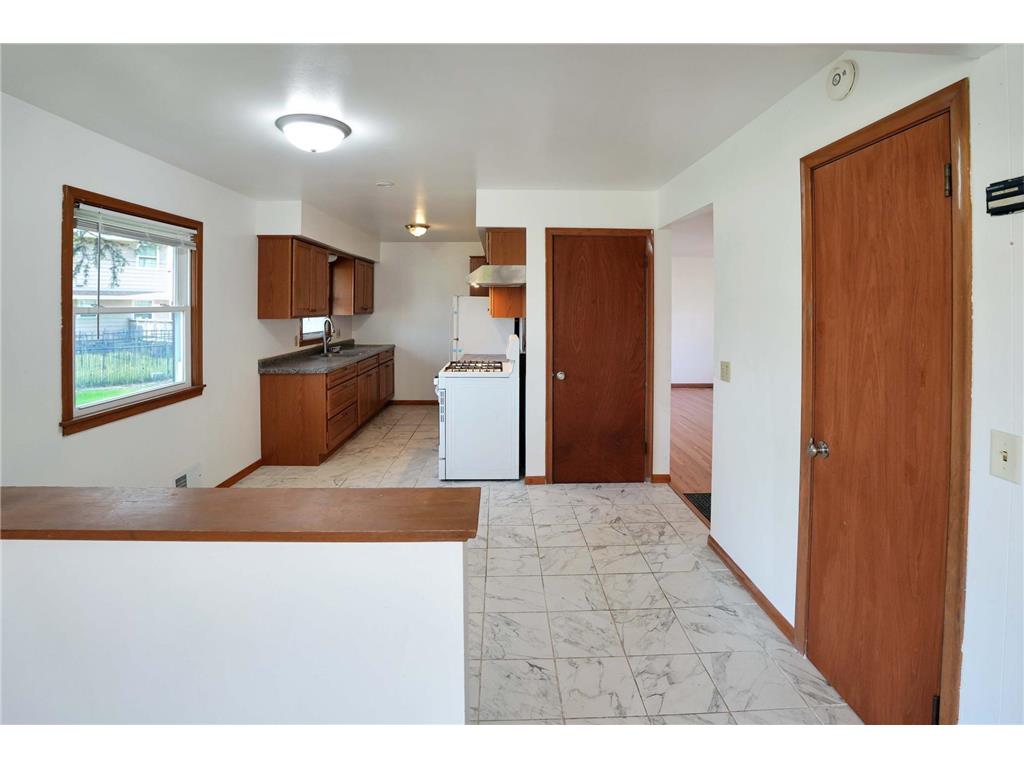 7016 Oliver Circle N Brooklyn Center MN 55430 7078284 image13