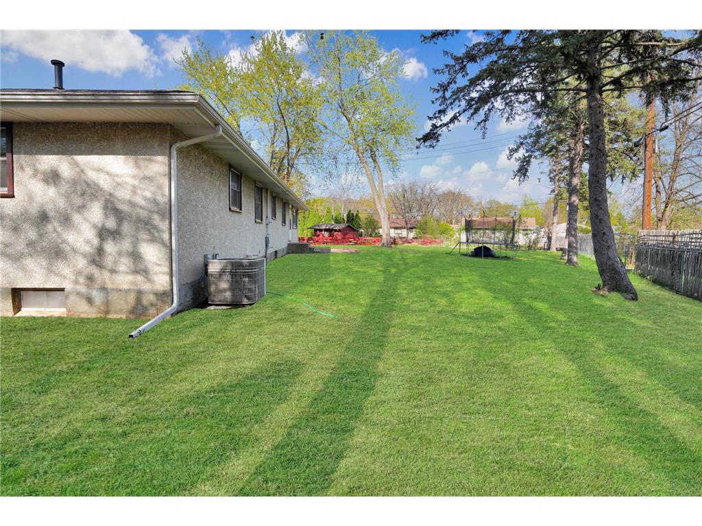 7016 Oliver Circle N Brooklyn Center MN 55430 7078284 image25