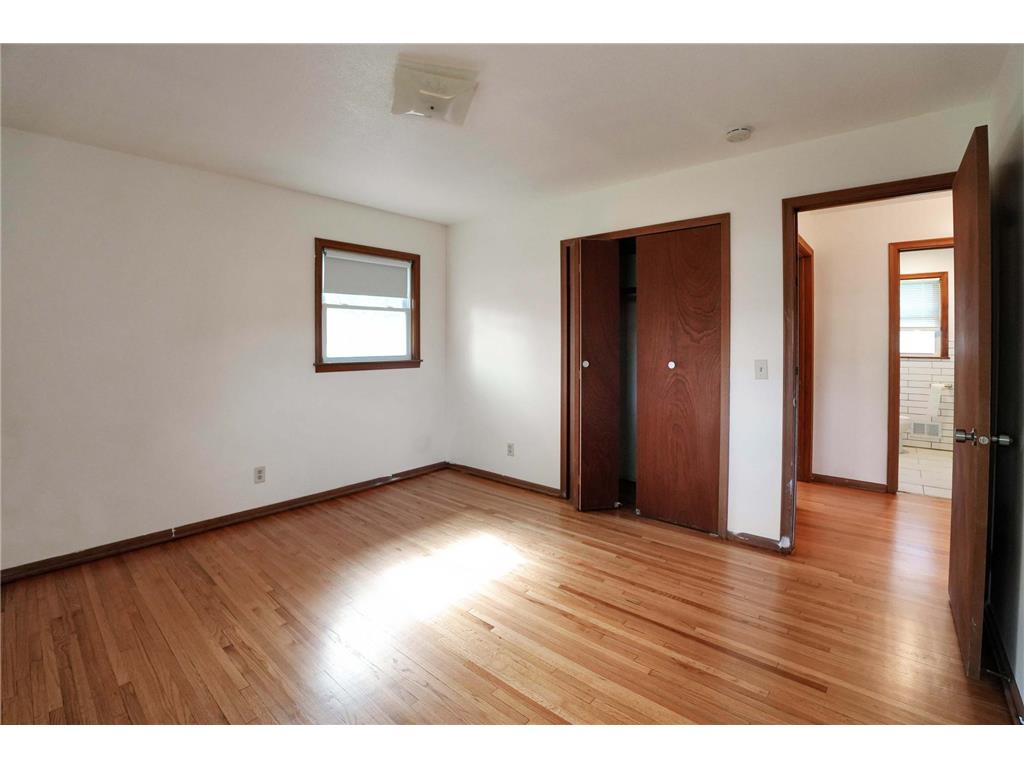 7016 Oliver Circle N Brooklyn Center MN 55430 7078284 image6
