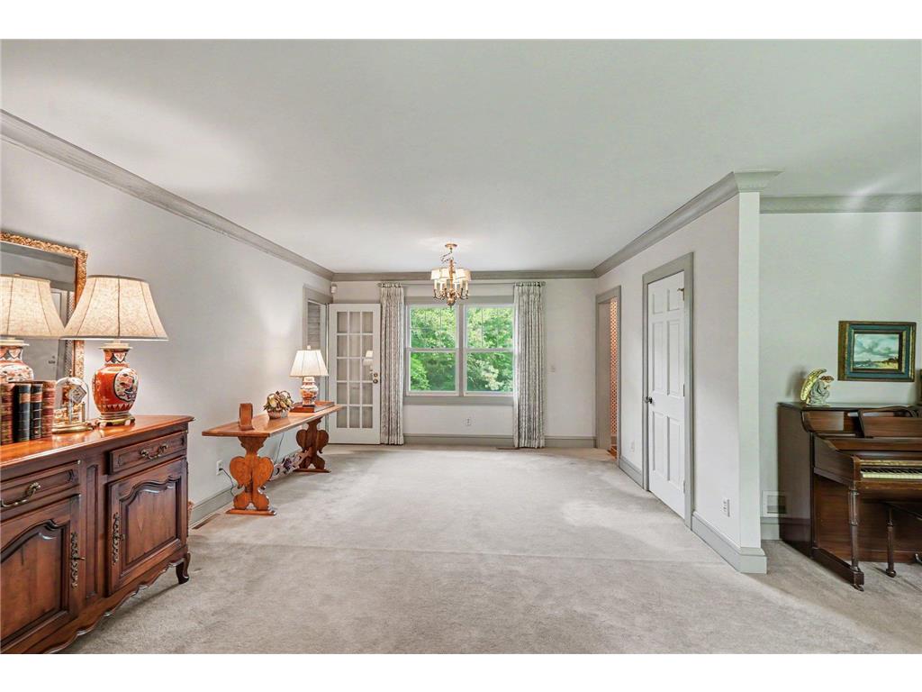 7017 Valley View Road Edina MN 55439 7088296 image2