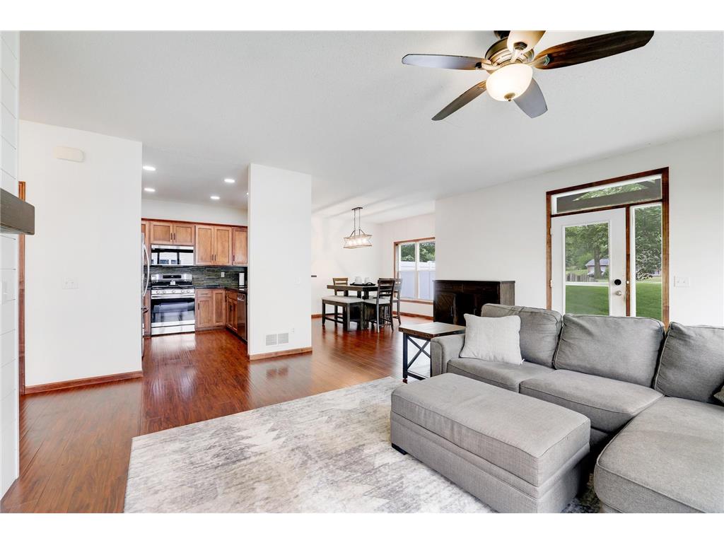 7018 15th Street N Oakdale MN 55128 7065126 image10