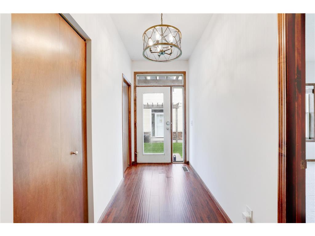 7018 15th Street N Oakdale MN 55128 7065126 image17