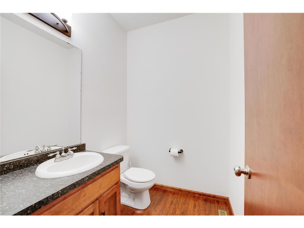 7018 15th Street N Oakdale MN 55128 7065126 image21
