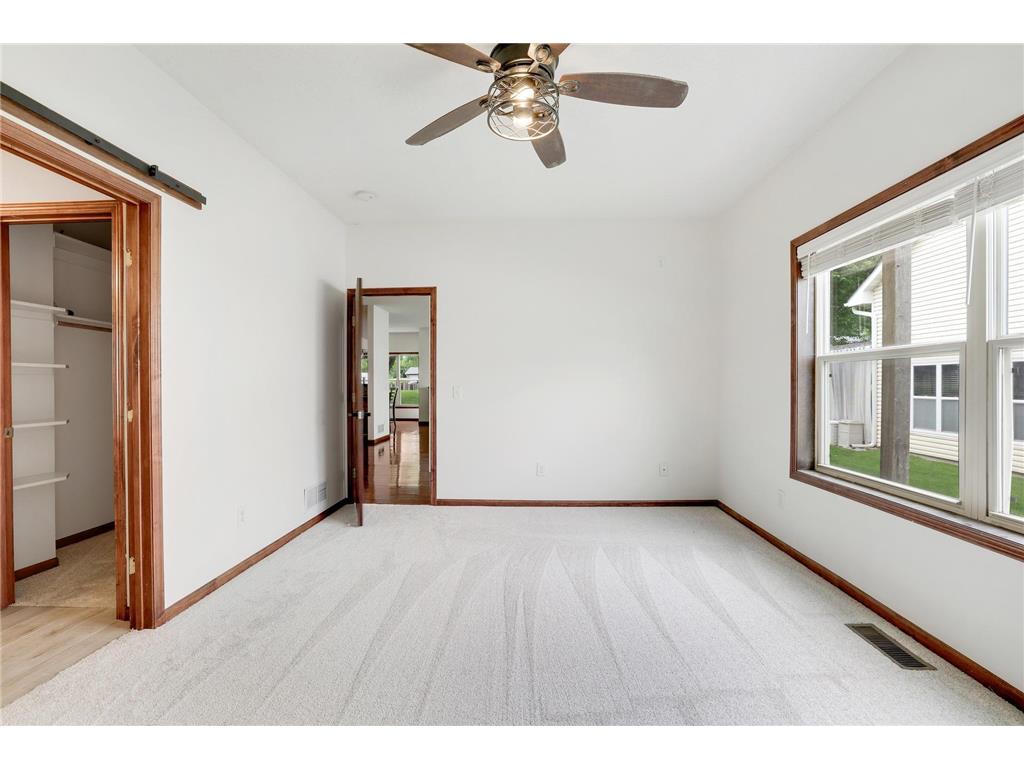 7018 15th Street N Oakdale MN 55128 7065126 image24