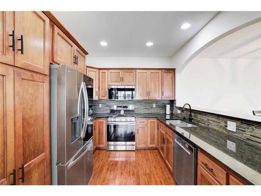 7018 15th Street N Oakdale MN 55128 7065126 image3